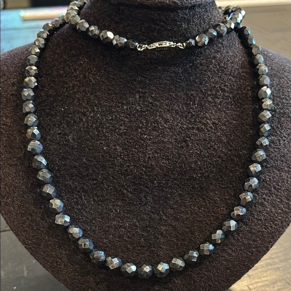 G Silver Signed Vintage Elegant Black Long Shimmer Shiny Beaded Necklace